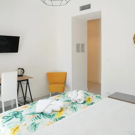 Le Porte Di Penzion Lecce