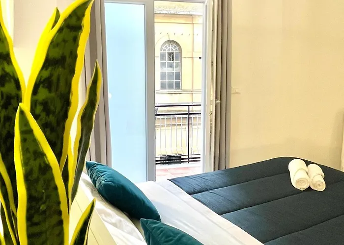 Le Porte Di ゲストハウス 3*